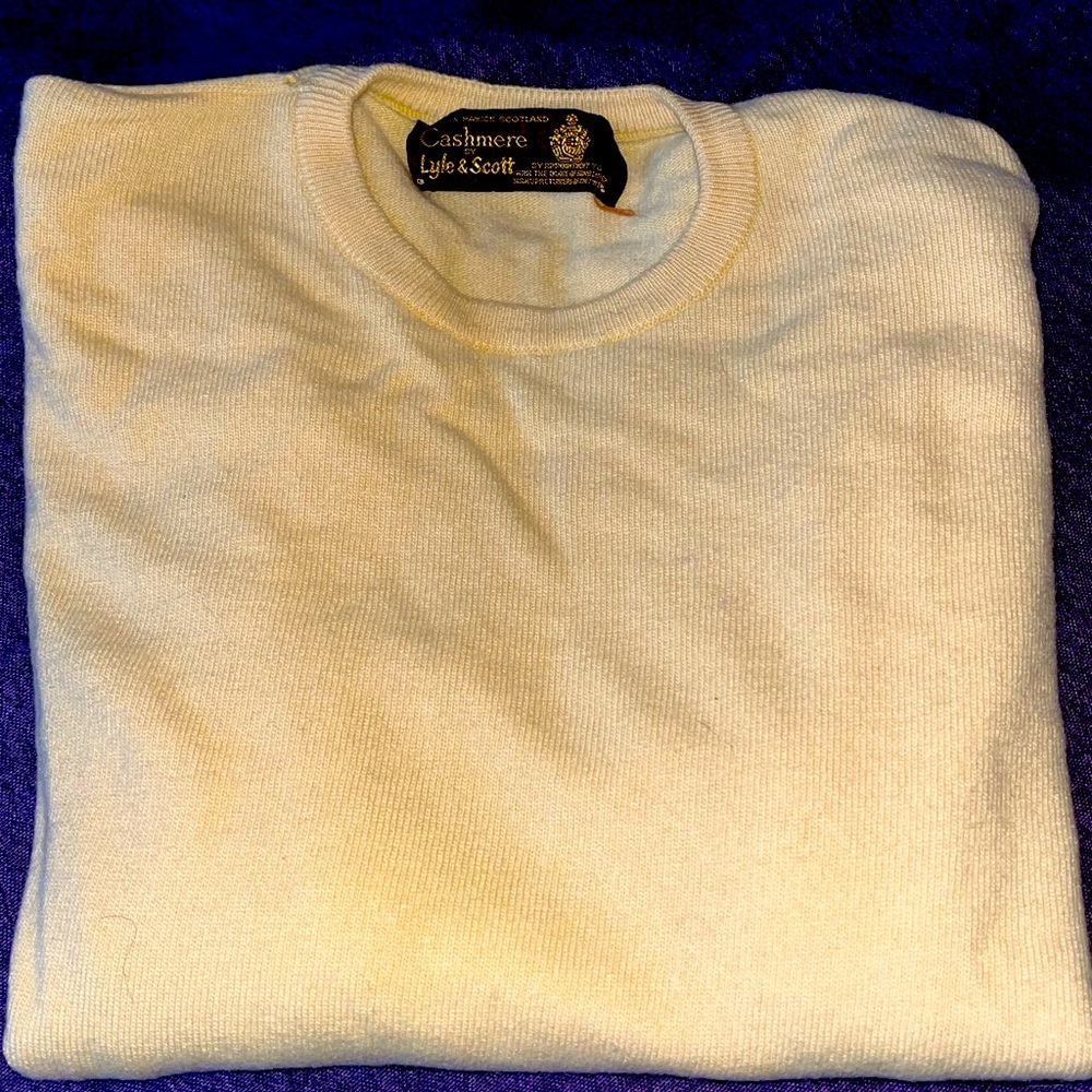 Cashmere sweater from Scotland, soft yellow, excellent condition! 1950’s Vintage